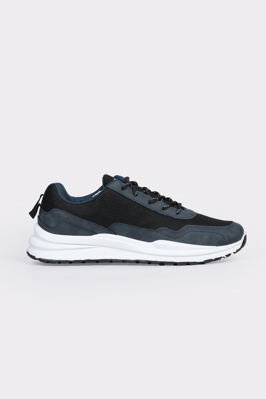 Men's classic comfort sneakers