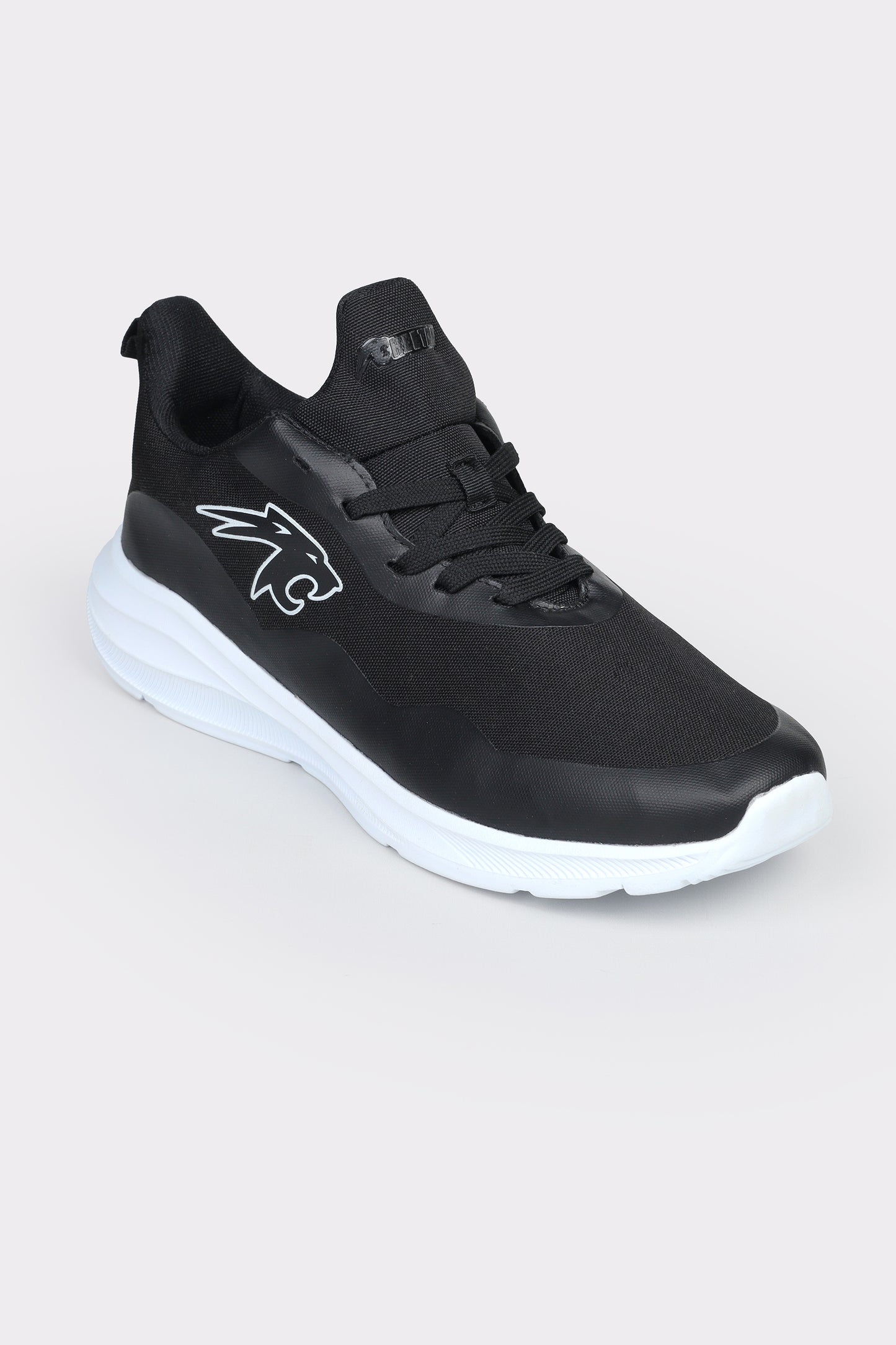 Men's sporty sneakers