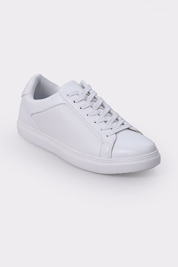 Men's trendy sneakers