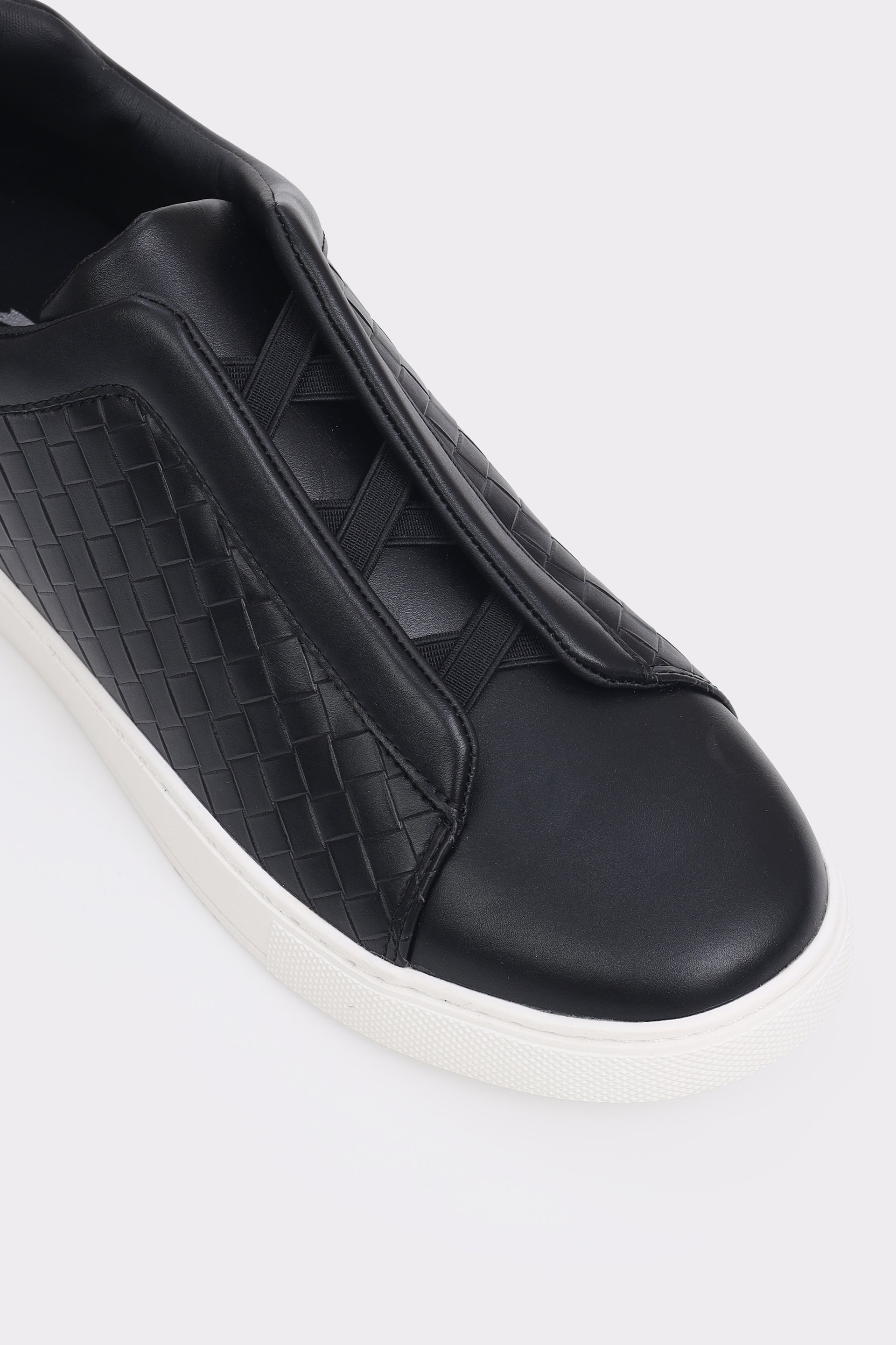 Men Sneakers