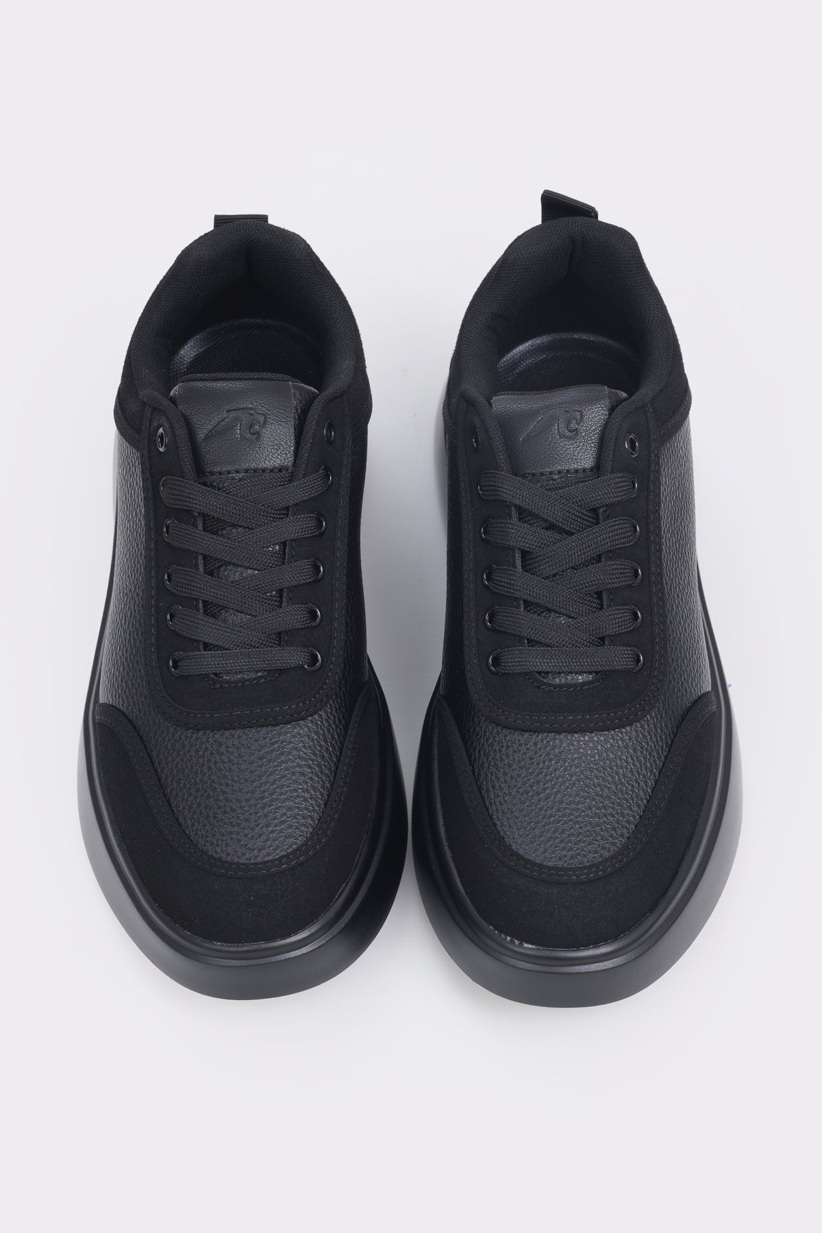 Men Sneakers