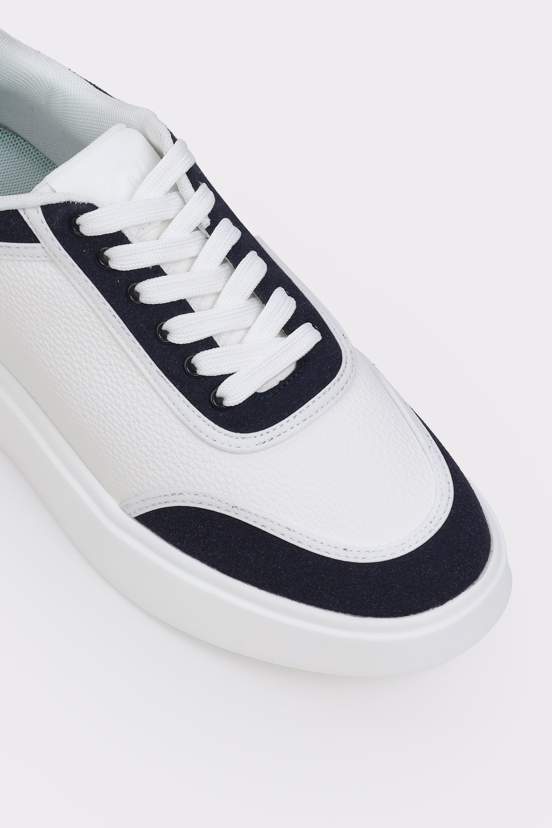 Men Sneakers