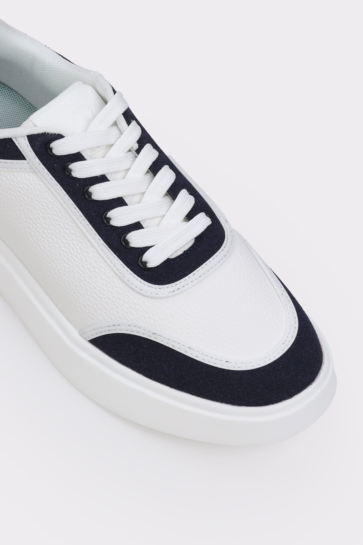 Men Sneakers