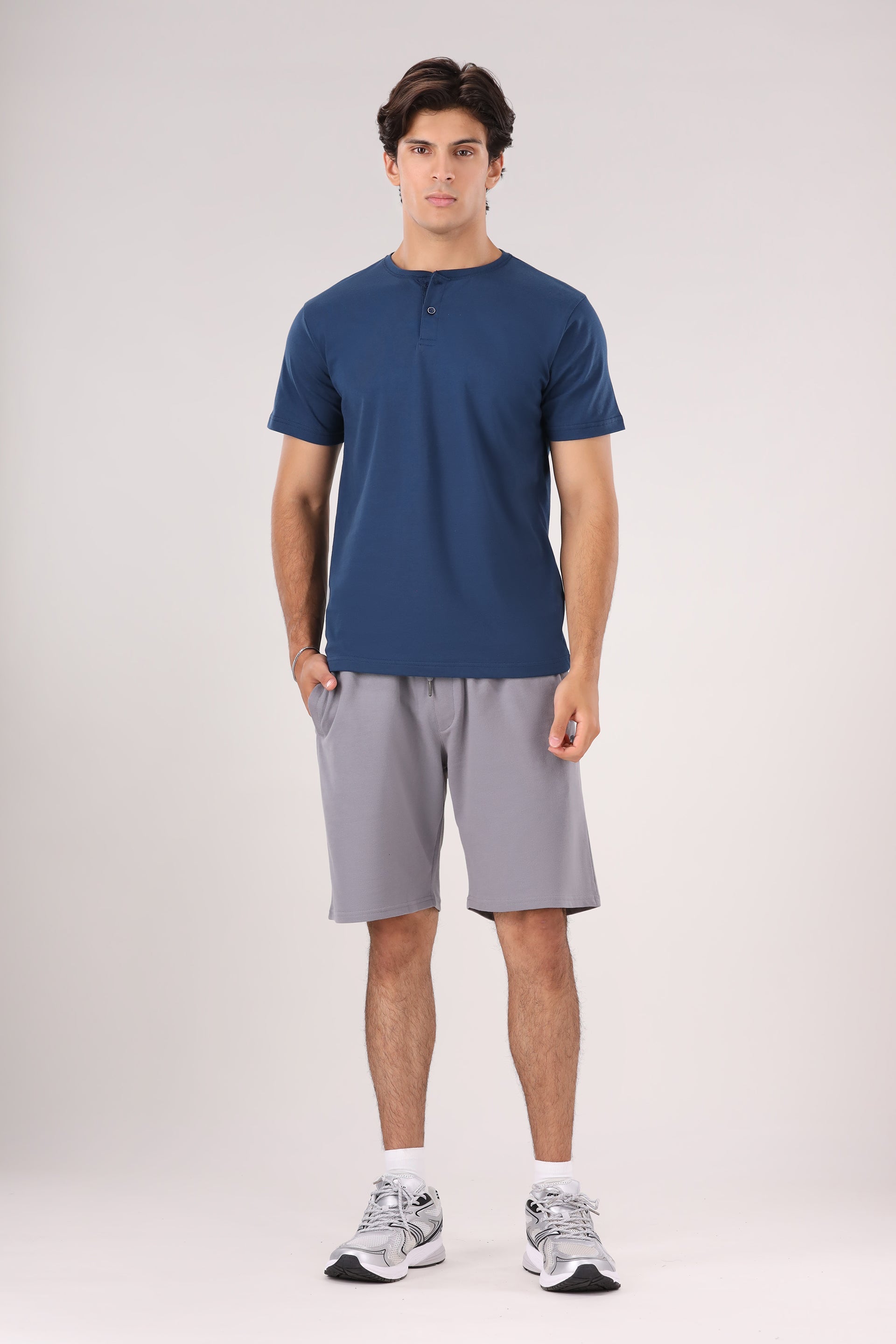 Athleisure Henley